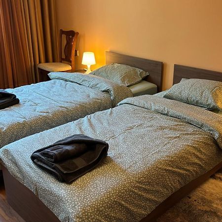 Quiet 2 Bedrooms Downtown Apart Σόφια Εξωτερικό φωτογραφία