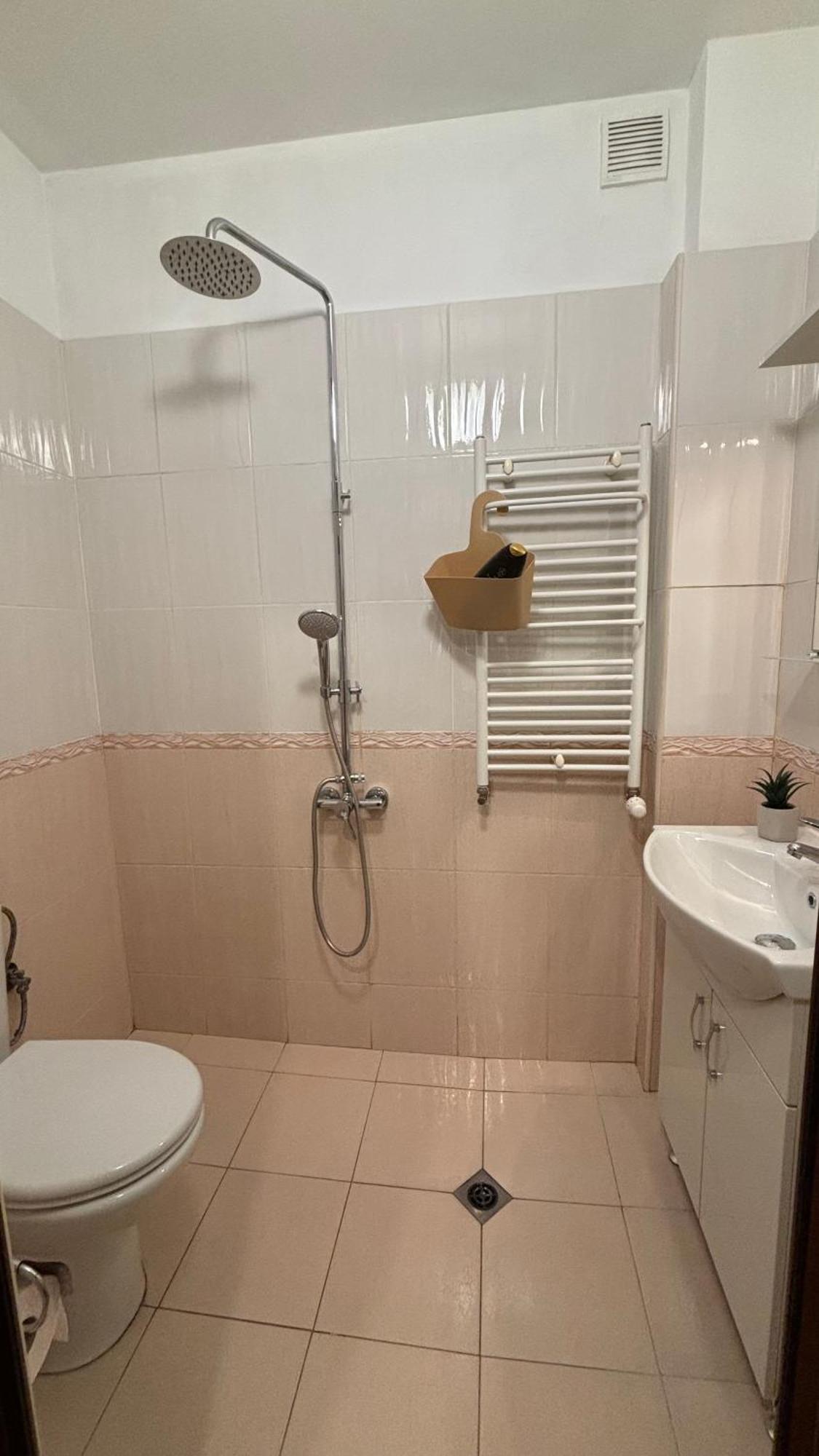 Quiet 2 Bedrooms Downtown Apart Σόφια Εξωτερικό φωτογραφία